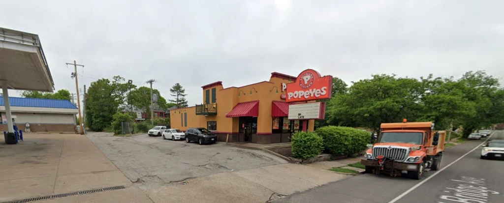 popeyes louisiana kitchen st louis photos​